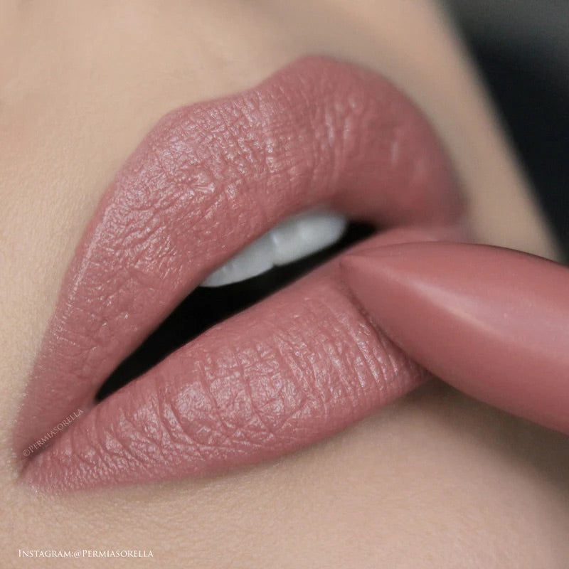 Lipstick - Blushing Nude